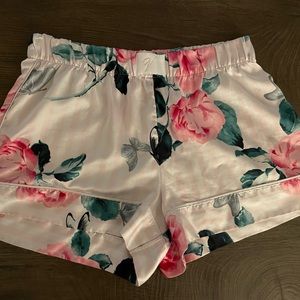 Satin Victoria’s Secret Shorts 🌺